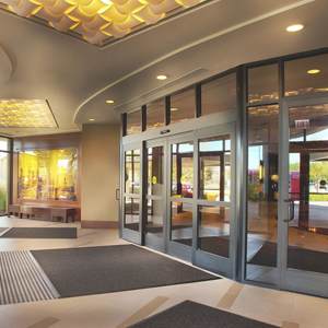 commercial door specialist Egypt Lake-Leto