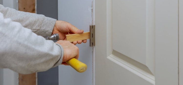 fiberglass entry door repair in Egypt Lake-Leto